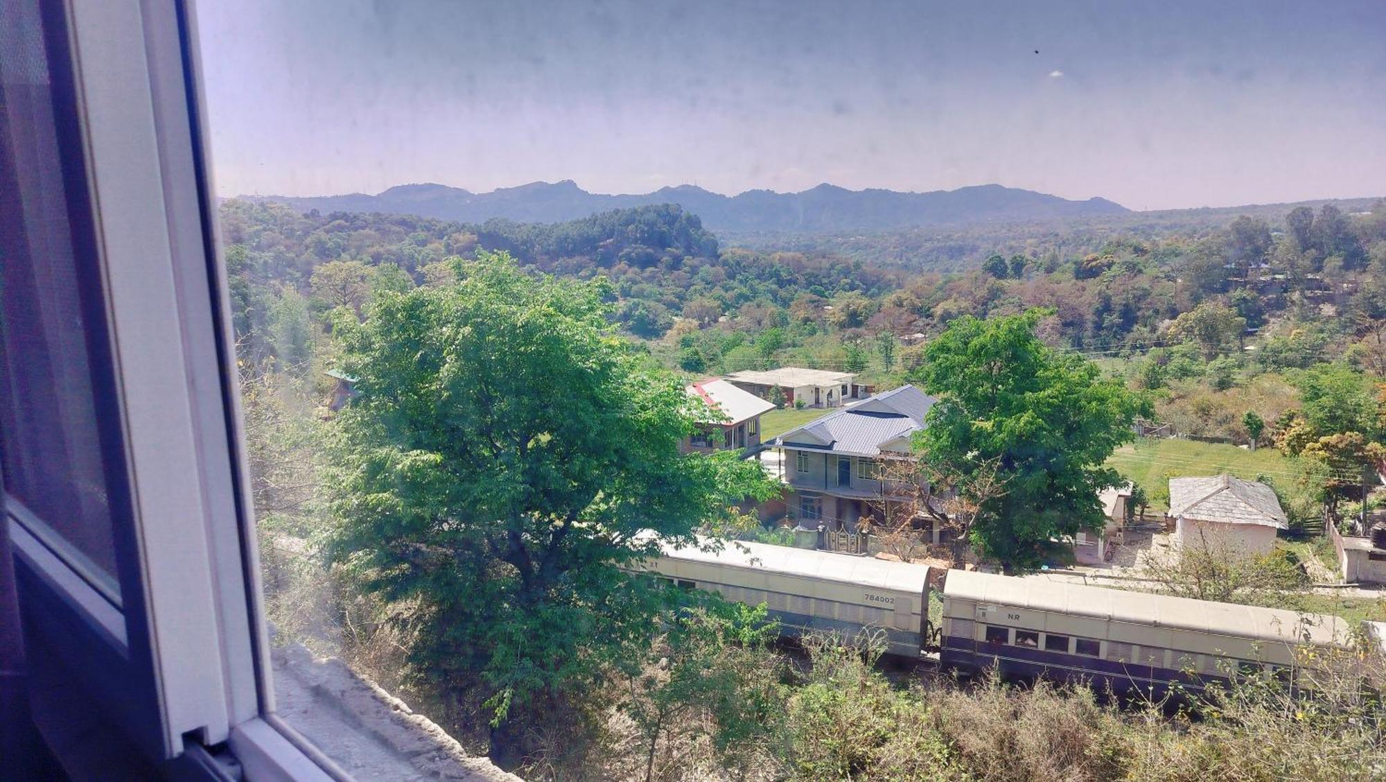 Hotel Binwa View Baijnath Exterior photo
